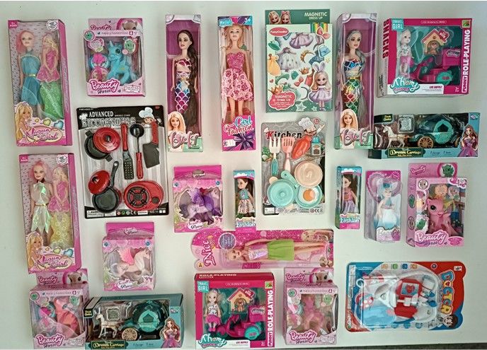 Lány vegyes játék mix 540 Ft (kb 1,3 Euro) / darab áron kaphatók! Karton kód: 301 Lány vegyes játék mix 540 Ft (kb 1,3 Euro) / darab áron kaphatók! Karton kód: 301